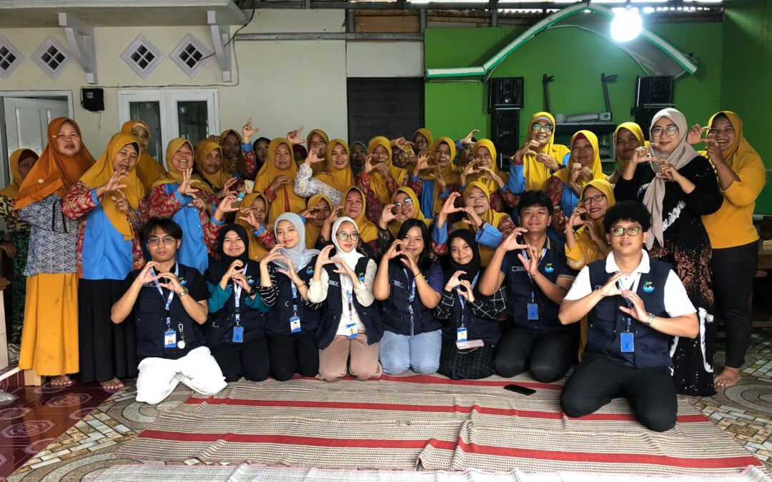 Sosialisasi Digital Marketing Kepada Ibu-Ibu PKK oleh Mahasiswa KKN UNSOED